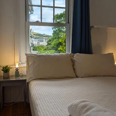 1780 Street Apartment