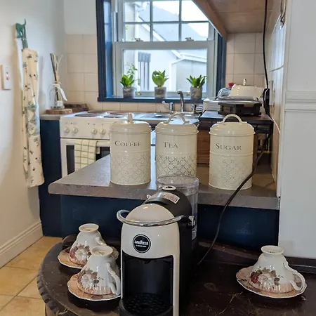 1780 Street Apartment Dingle