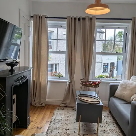 1780 Street * Dingle