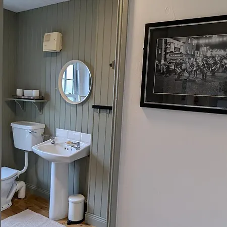 Apartment 1780 Street